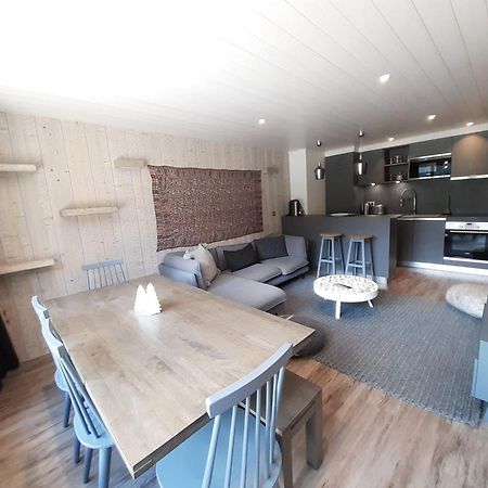 Appartement Skis Aux Pieds, 3 Chambres, Renove, Idealement Situe Pres Des Commerces A Courchevel 1650 - Fr-1-514-61 エクステリア 写真